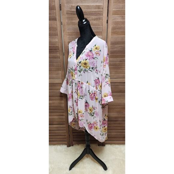 Torrid Sheer Pink Floral Lexie Hi Lo Tunic Plus Size 3X Button-Up Romantic Top - Picture 5 of 8